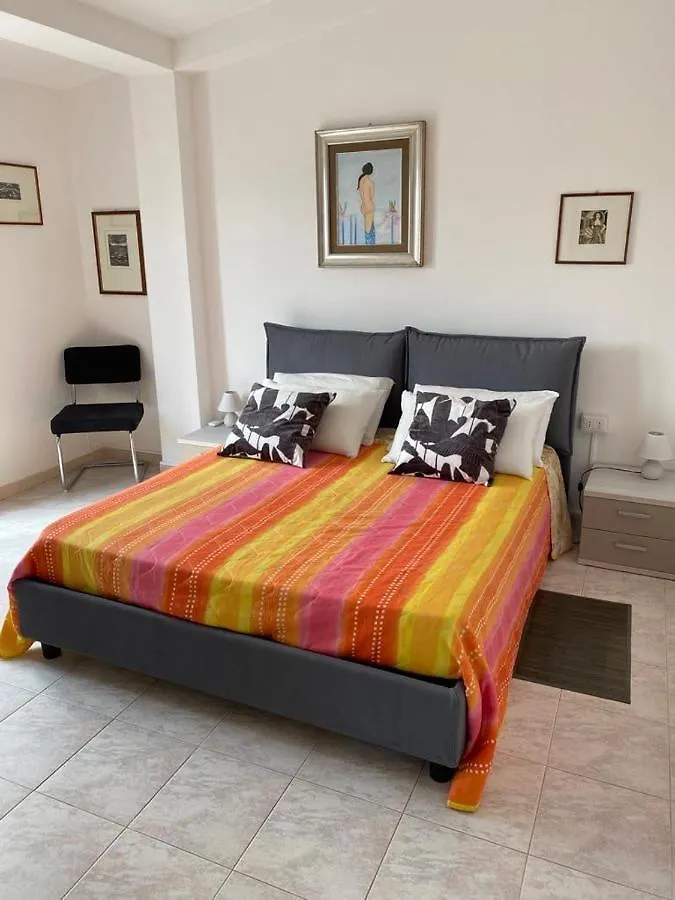 Harmony Apartment Альгеро